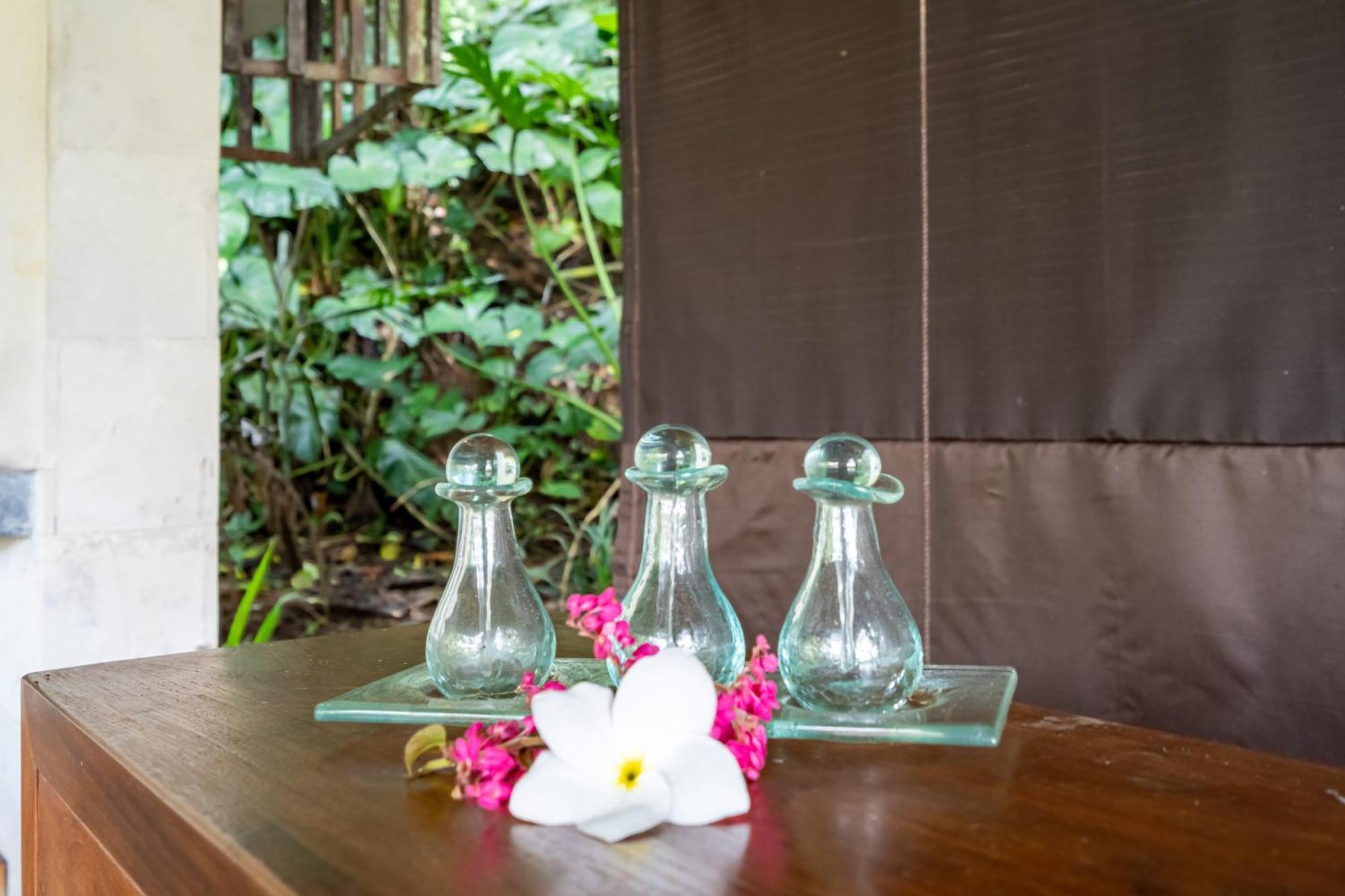 Villa Themma Jungle - Sumptuous 3Br Luxury Villa With Majestic Jungle View North Of Ubud Eksteriør billede
