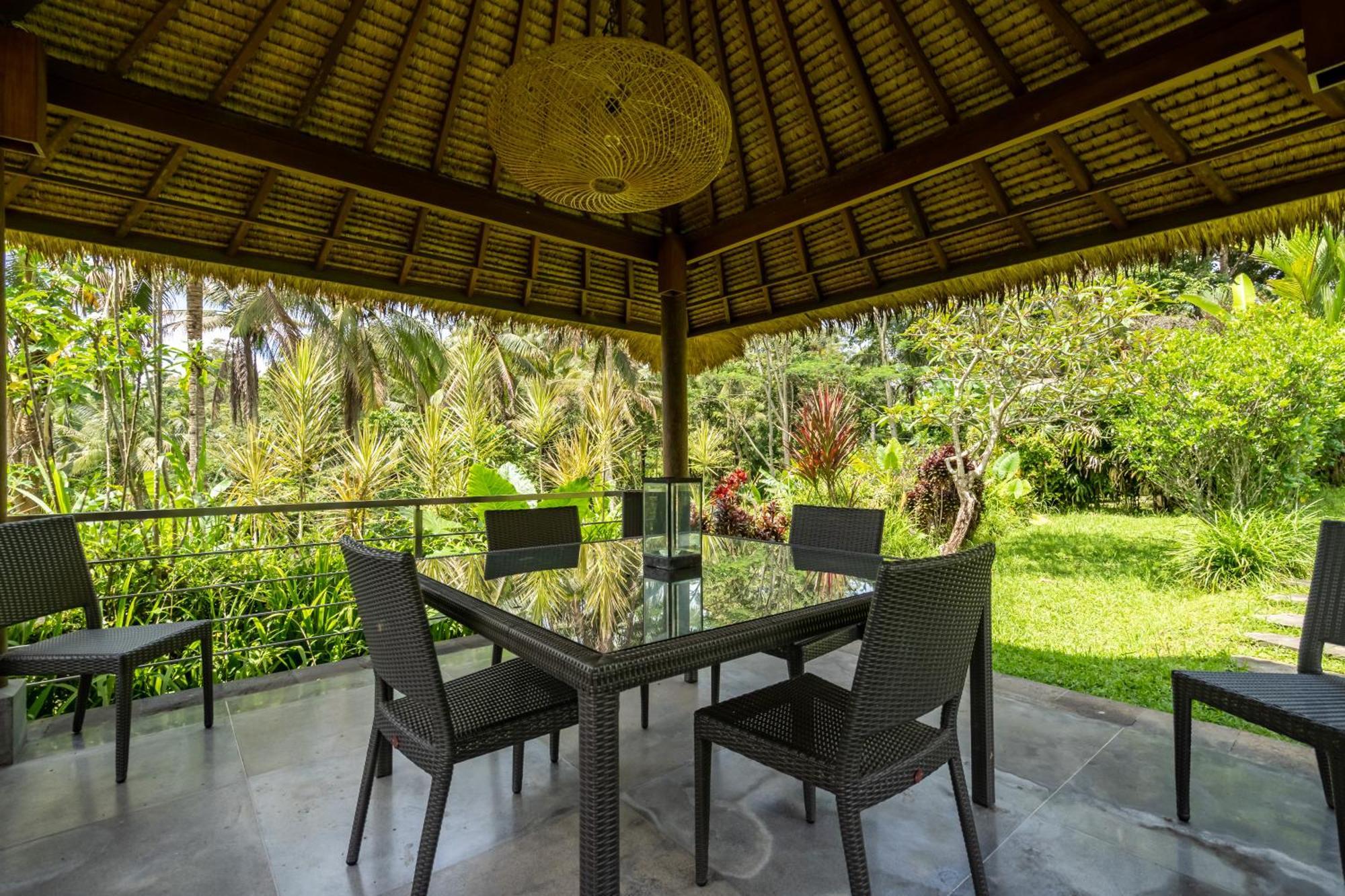 Villa Themma Jungle - Sumptuous 3Br Luxury Villa With Majestic Jungle View North Of Ubud Eksteriør billede